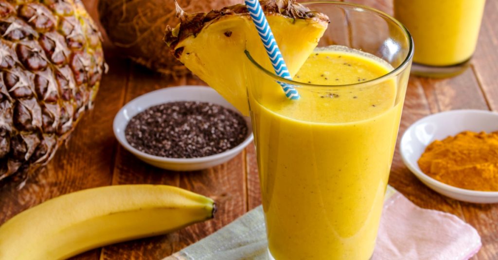 Healthy Pineapple Banana Smoothie